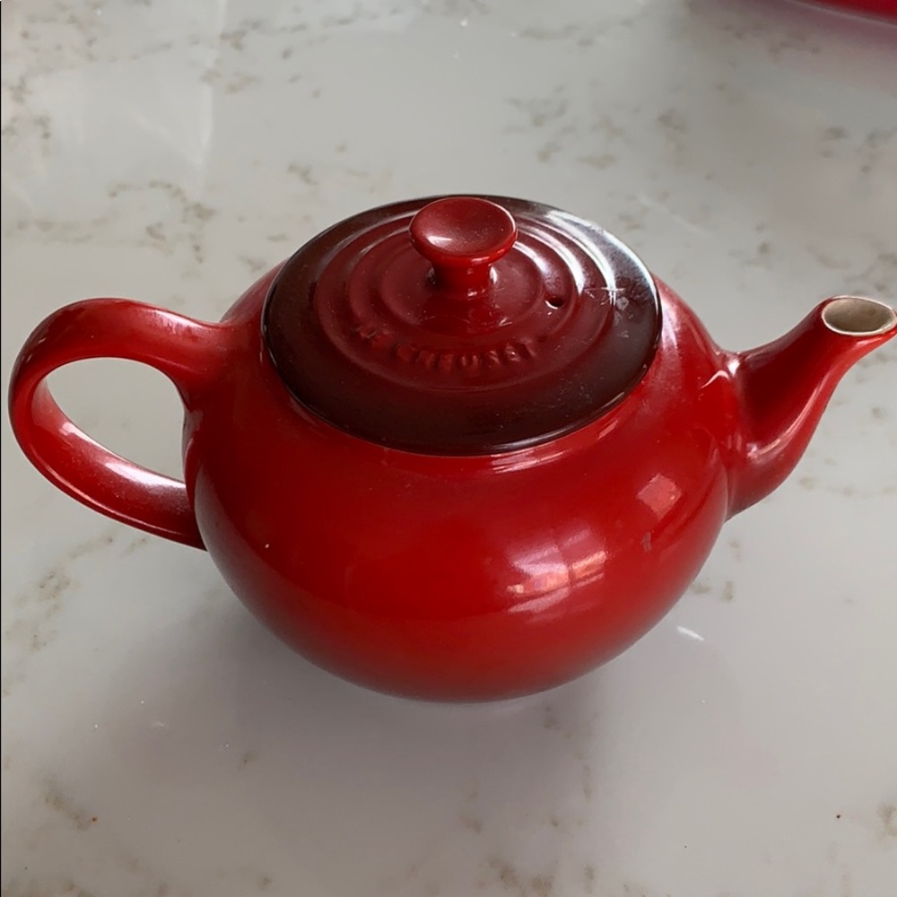 Le Crueset Mini Teapot